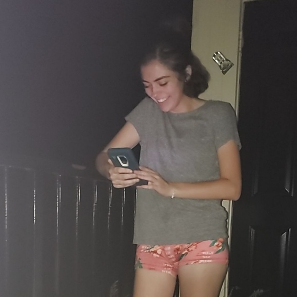 Meet your Posher, Rylee - Picture 1 of 1